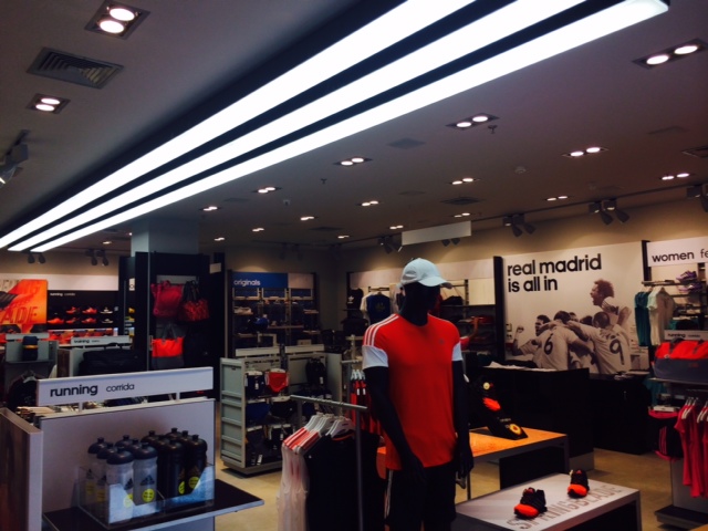 adidas shopping balneario