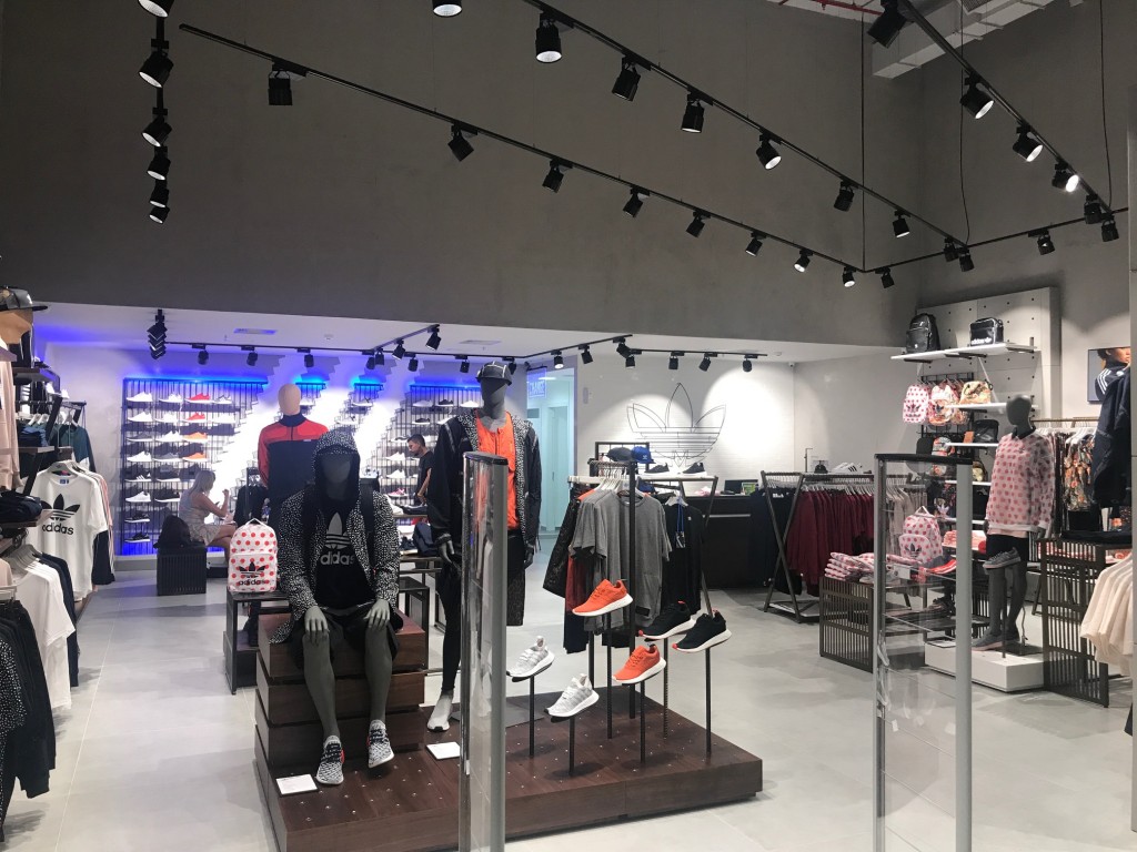 adidas shopping balneario